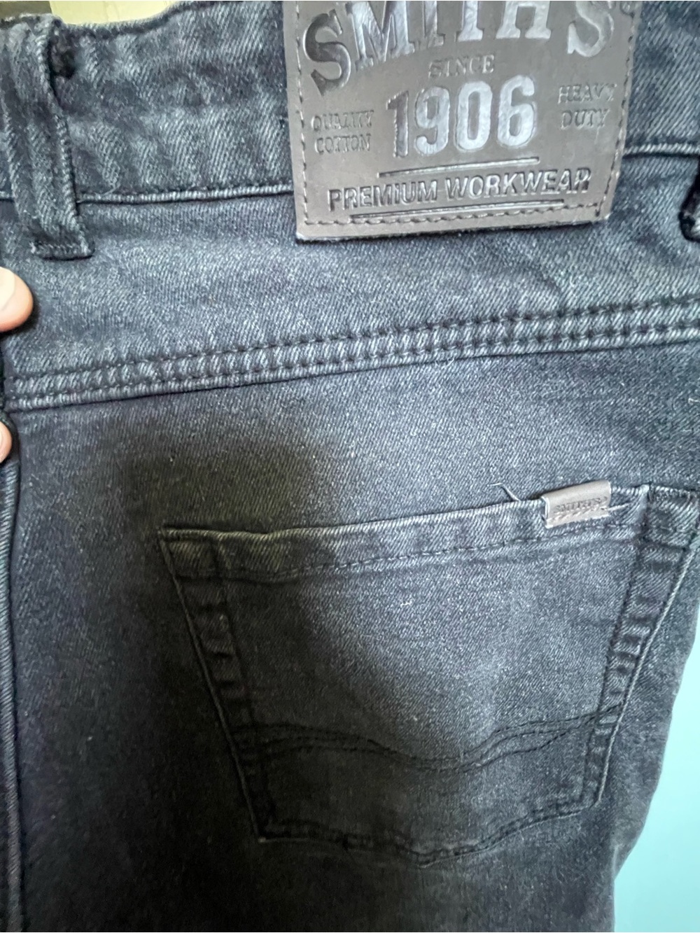 SMITHS 1906 Men's Relaxed Black Jeans - Comfortable Workwear Fit